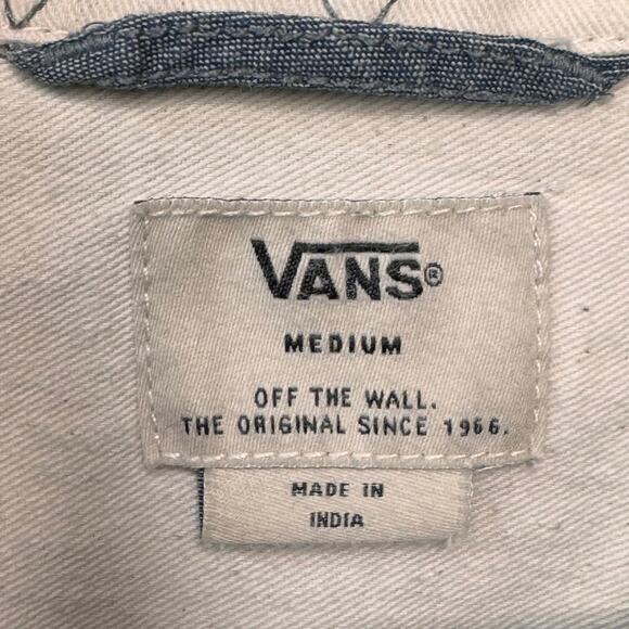 VANS Chambray Button Down Shirt Men's M Blue Embroidered Casual Hippie Skater - Picture 4 of 10